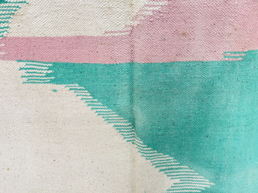 Flatweave Moroccan Rug – Abstract Turquoise &amp; Pink Wool Carpet