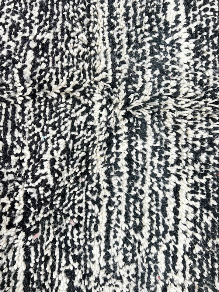 Handmade black and white Moroccan wool rug – modern Berber design