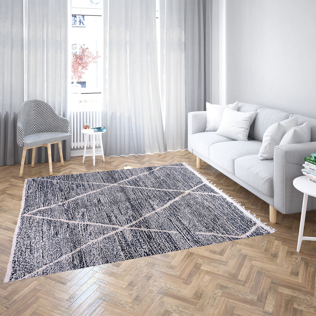 Handmade black and white Moroccan Beni Ourain rug with diamond patterns
