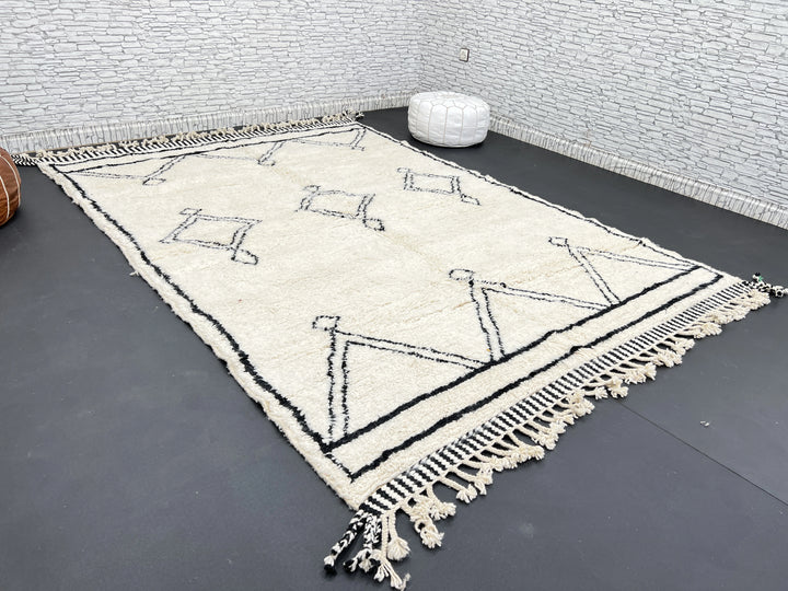 Beni Ourain Moroccan Wool Rug – Black &amp; White