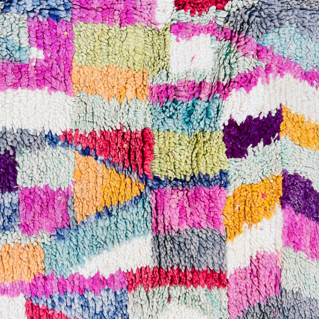 Colorful vintage Moroccan rug with geometric pattern – 243 x 167 cm

