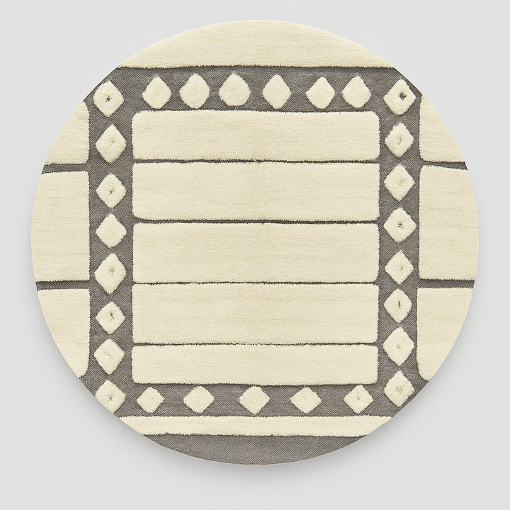Round white and gray Moroccan wool rug with Berber border