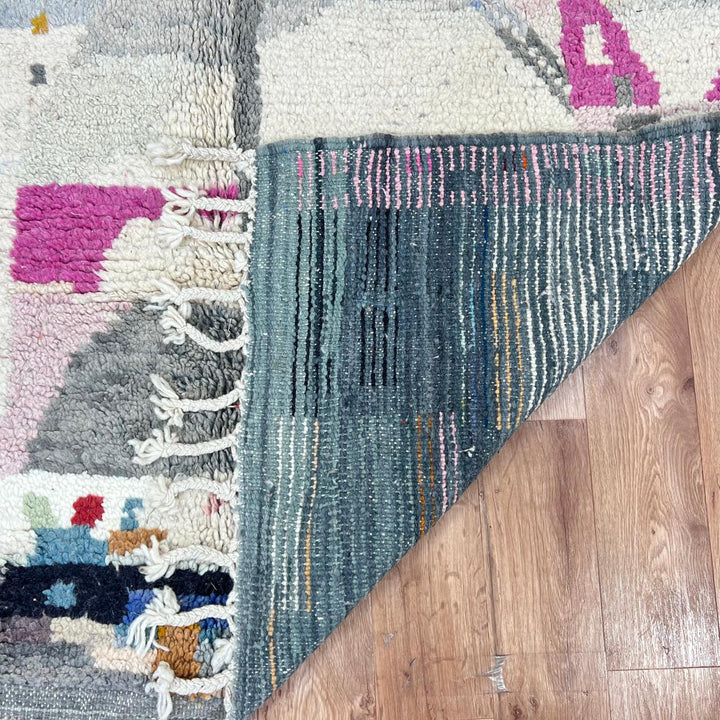 Vintage Moroccan wool rug 724 – handmade beige and pastel abstract Berber wool carpet 250 × 159 cm (8.2 × 5.21 ft).