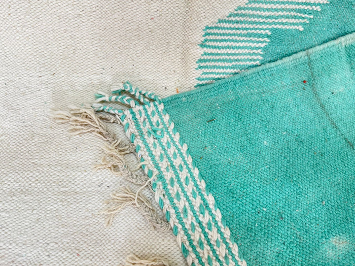Flatweave Moroccan Rug – Abstract Turquoise &amp; Pink Wool Carpet