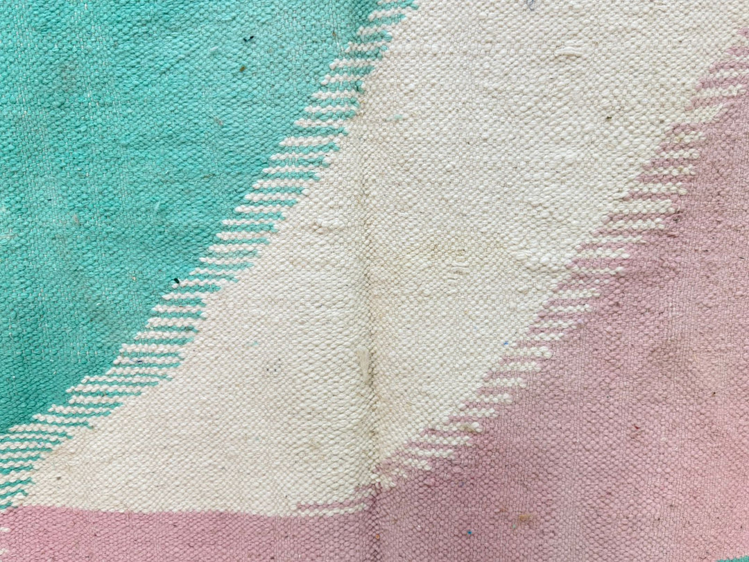 Flatweave Moroccan Rug – Abstract Turquoise &amp; Pink Wool Carpet