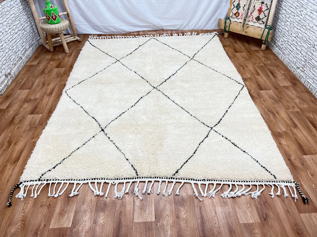 Custom White &amp; Black Moroccan Wool Rug – Handmade
