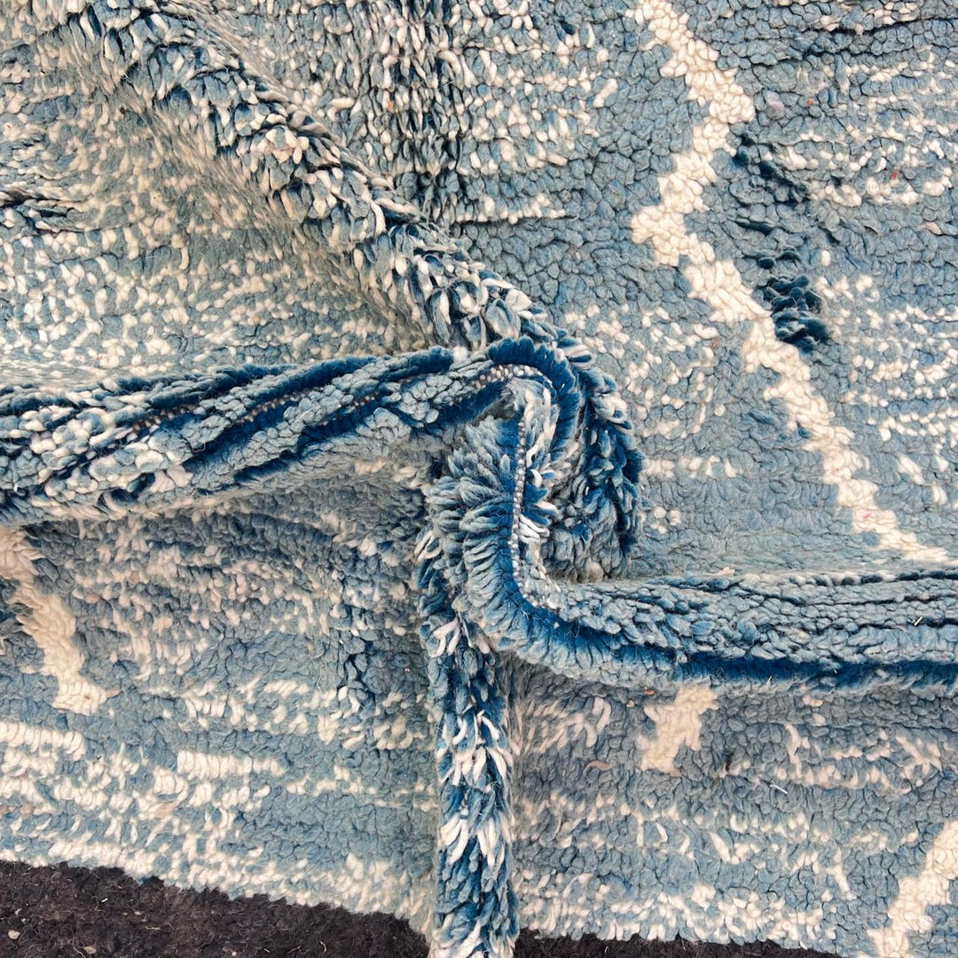 Vintage Moroccan Wool Rug – Blue &amp; Cream Geometric Berber Design 775